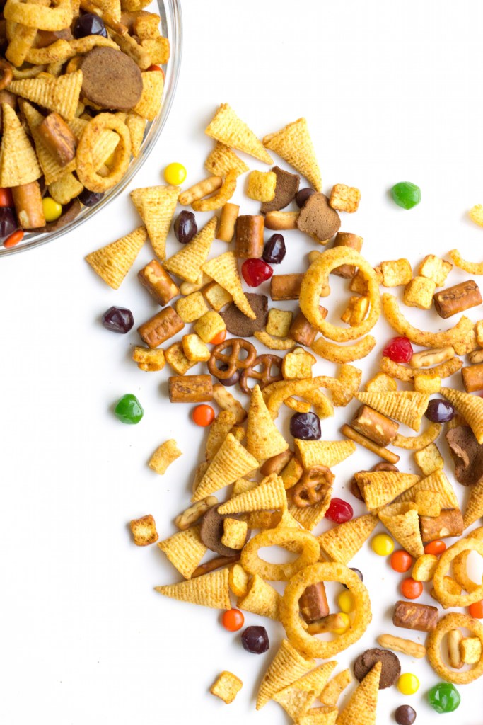 90s Snack Mix and Capri Sun Cocktail // A Chex Mix Redux! // The Shared Sip